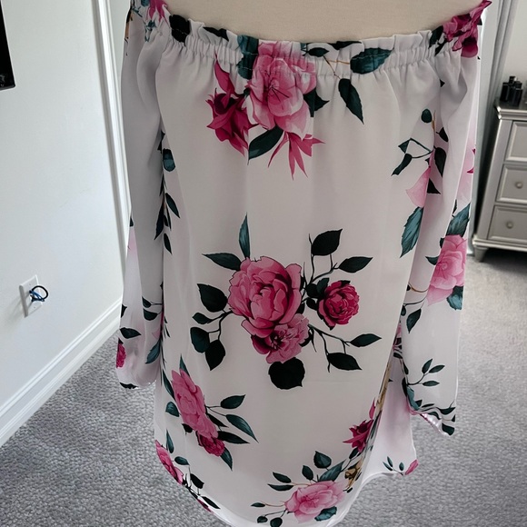 Dress - Picture 2 of 5